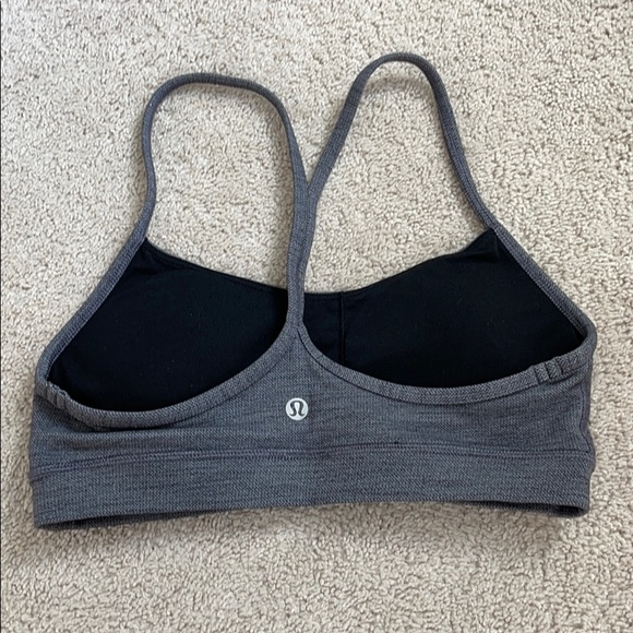 Lululemon sports bra - Picture 3 of 3